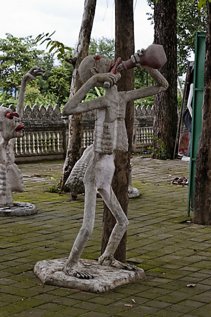 Prasat Sa Kamphaeng Yai-099